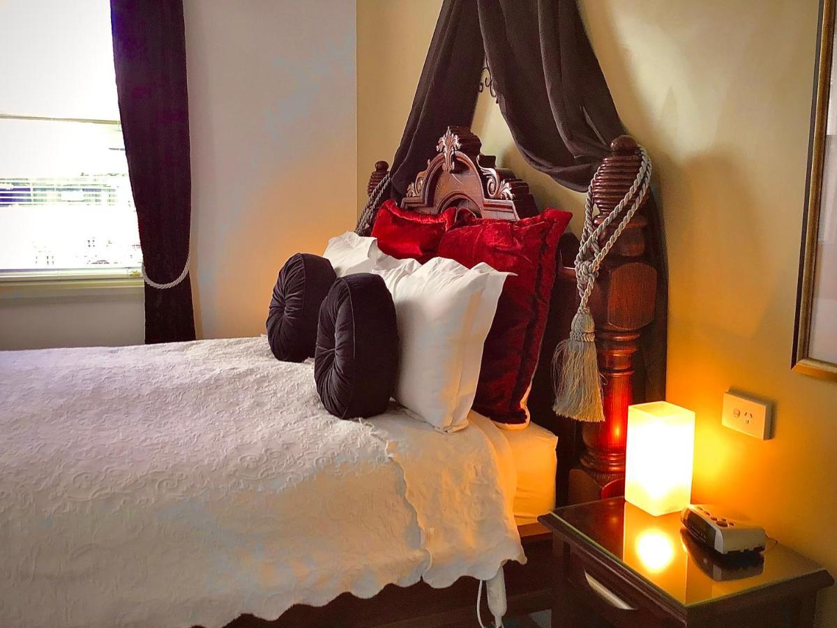 Kurrajong House Bed & Breakfast Лонсестън Екстериор снимка