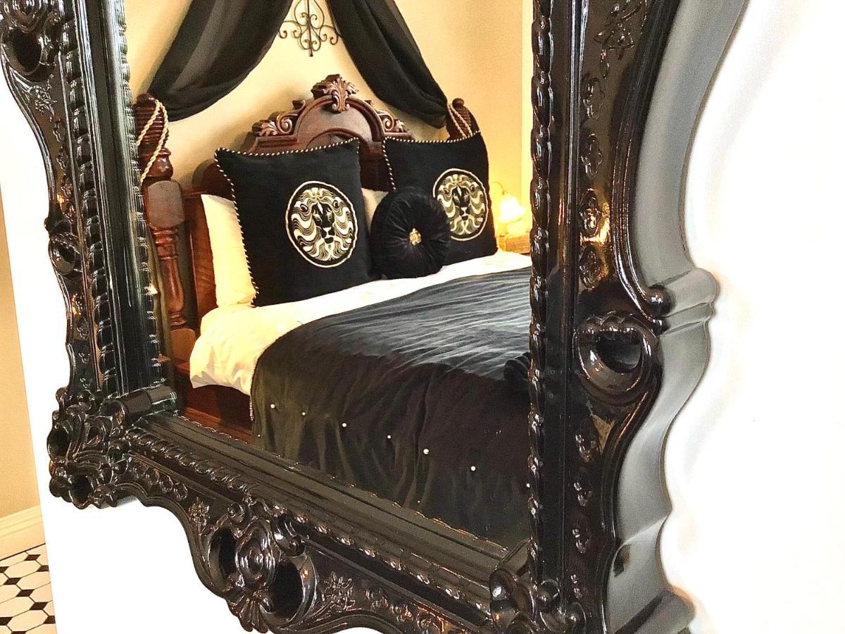 Kurrajong House Bed & Breakfast Лонсестън Екстериор снимка