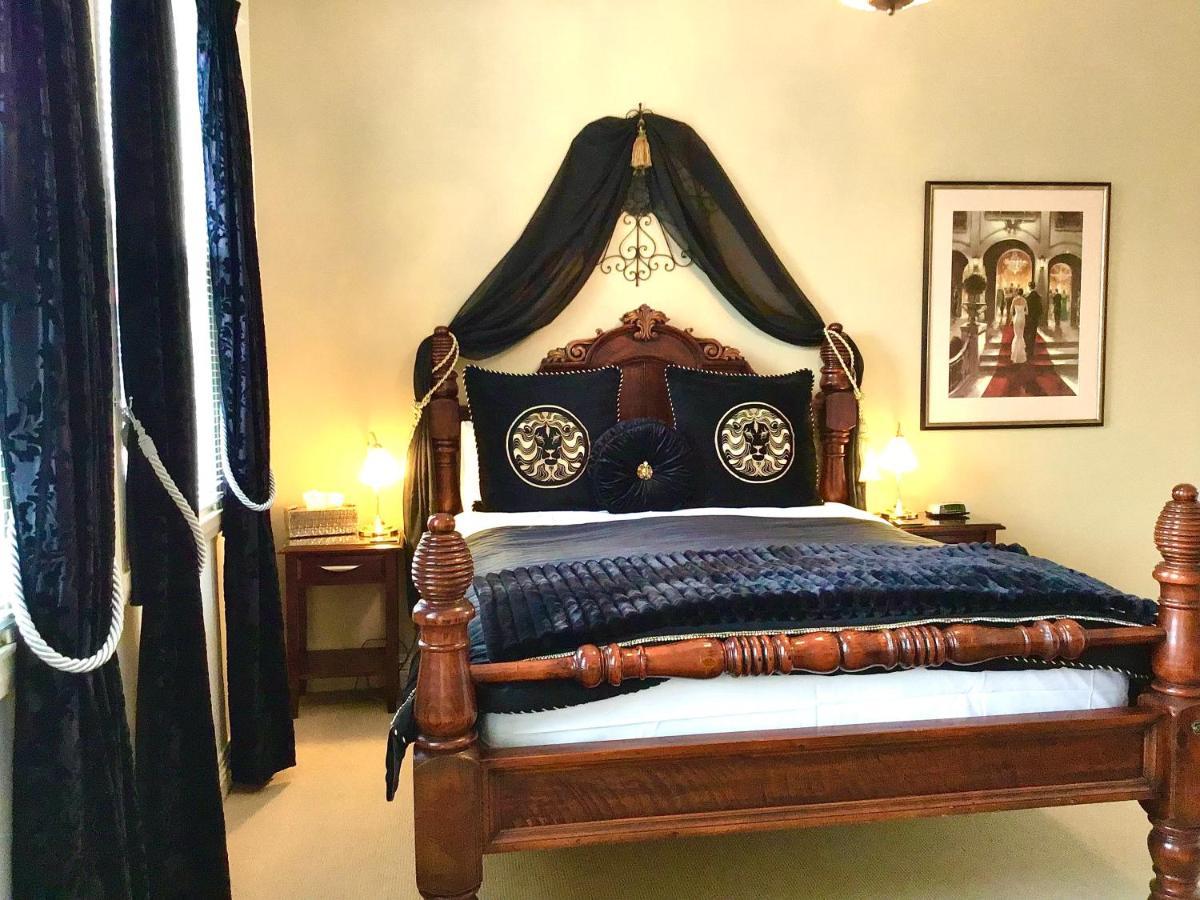 Kurrajong House Bed & Breakfast Лонсестън Екстериор снимка