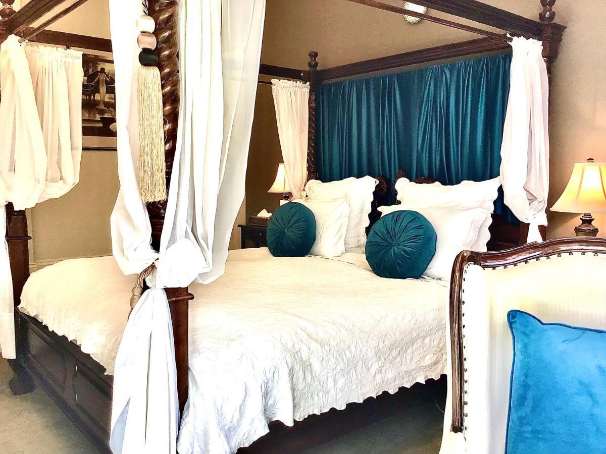 Kurrajong House Bed & Breakfast Лонсестън Екстериор снимка