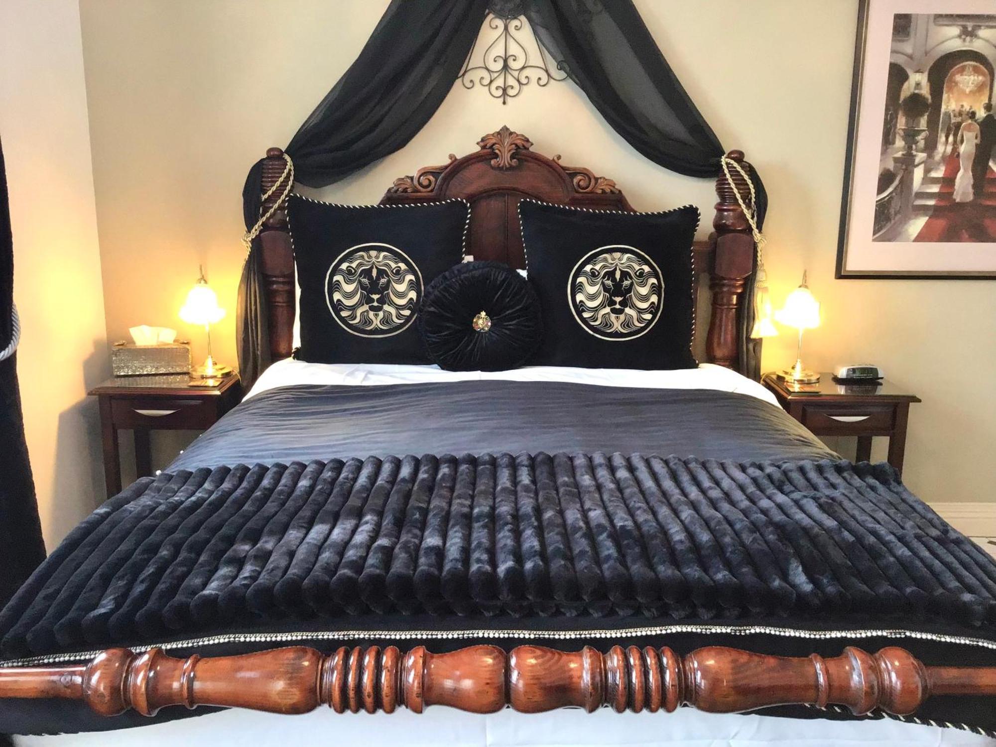 Kurrajong House Bed & Breakfast Лонсестън Стая снимка