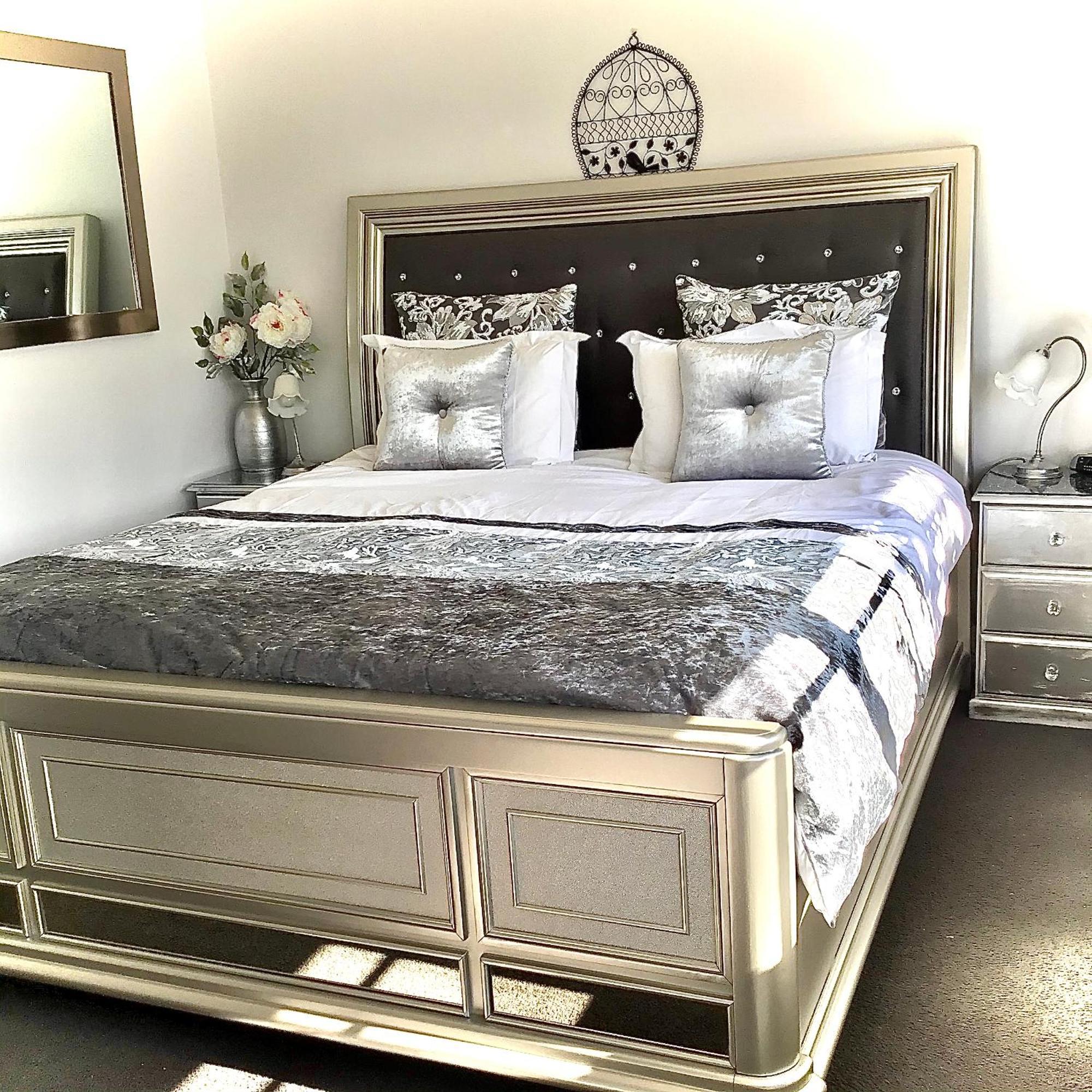 Kurrajong House Bed & Breakfast Лонсестън Стая снимка